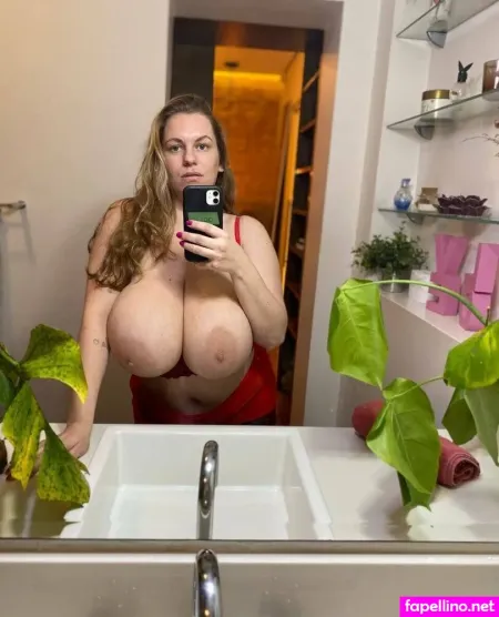 Juliagarciia OnlyFans Thumbnail #bzMzFp0KxA