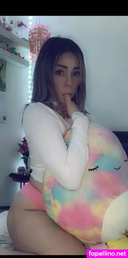 Juliagooliaa OnlyFans Thumbnail #W7QfNspXdC