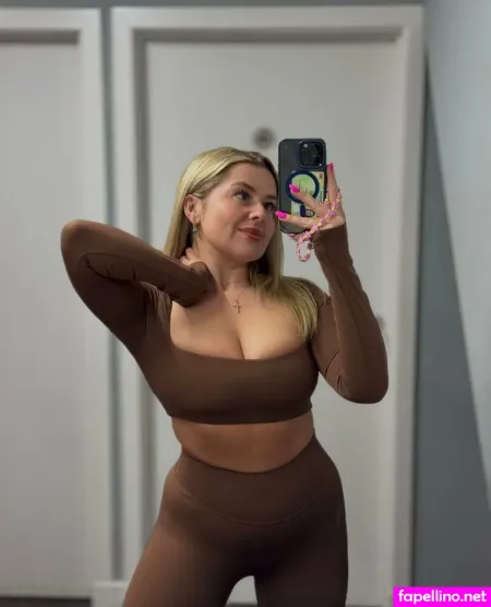 Juliahaxo OnlyFans Thumbnail #pEmf7uaOIL