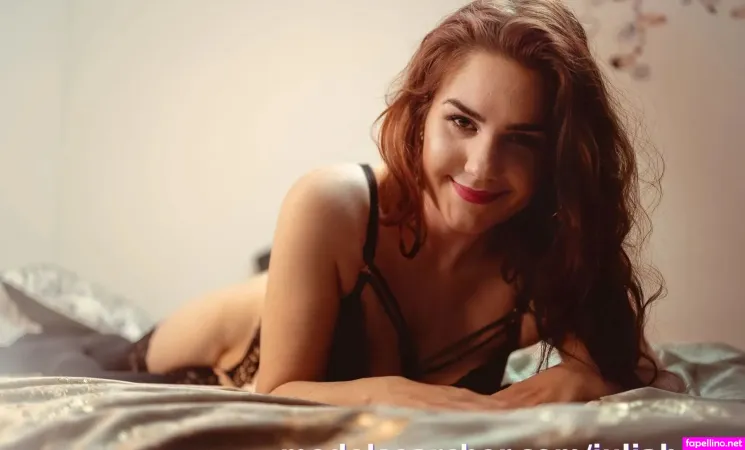 Juliaholm OnlyFans Thumbnail #l4GW9mpWrh