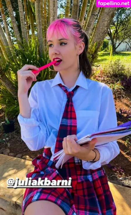 Juliakbarni OnlyFans Thumbnail #6NwHzOo6CH