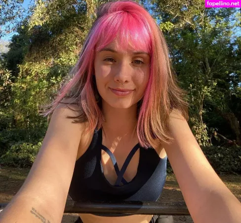 Juliakbarni OnlyFans Thumbnail #Zy8lUBkgaO