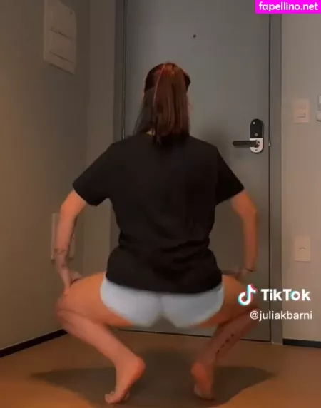 Juliakbarni OnlyFans Thumbnail #ppKE2jtb55