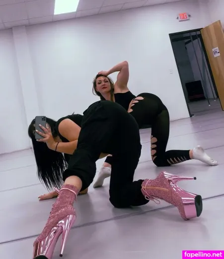 Juliakins OnlyFans Thumbnail #bM9F6UfSHH