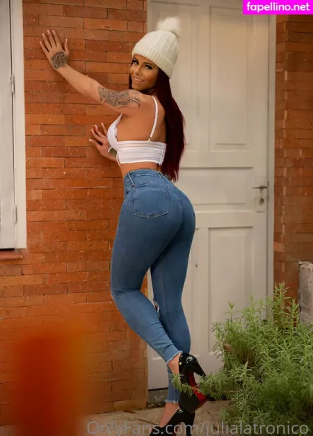 Julialatronico OnlyFans Thumbnail #bAqD0qMleC