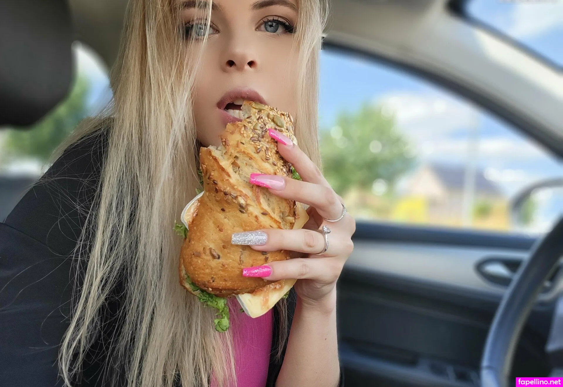juliamia_official, juliamia_vip Nude Leaked OnlyFans Photo #AKDOPUfslB