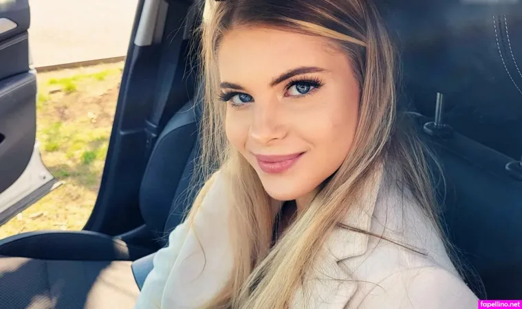 Juliamia Official OnlyFans Thumbnail #iAz3E9OsEB