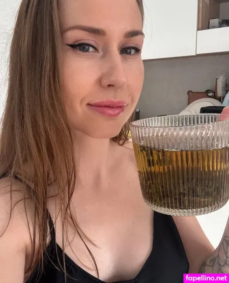 Juliamourr OnlyFans Thumbnail #4RU3q6Y0OH