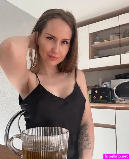 Juliamourr OnlyFans Thumbnail #cAntSRLCad