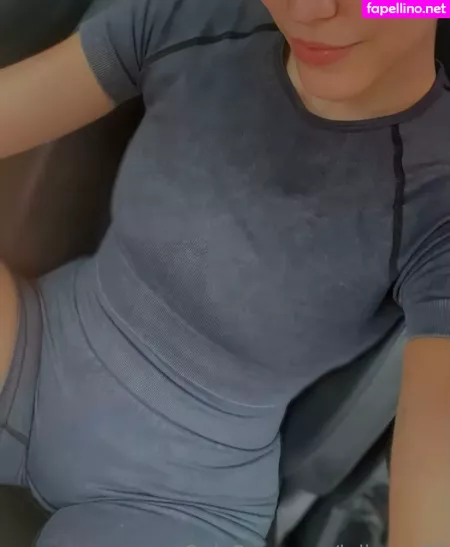 Juliana 77 OnlyFans Thumbnail #t1Esefbika