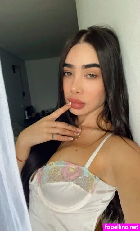 Juliana Gomez OnlyFans Thumbnail #DU2TRKffUY