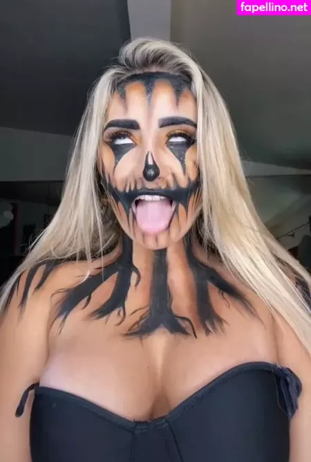 Juliana Sanchez OnlyFans Thumbnail #6ZJuGdmDWw