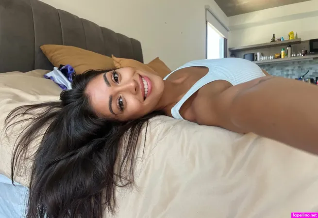 Julianaherrera OnlyFans Thumbnail #ZLkzjcaojl