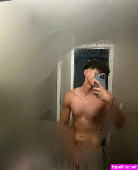 Julianbarboza OnlyFans Thumbnail #0orYbedv9x