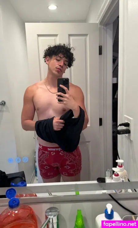Julianbarboza OnlyFans Thumbnail #q5iQTsfL5v