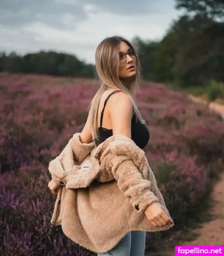 Juliane Denzer OnlyFans Thumbnail #72e42T23U4