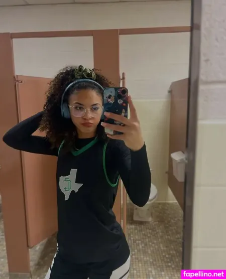 Julianna Dada OnlyFans Thumbnail #FvPcL8gua3