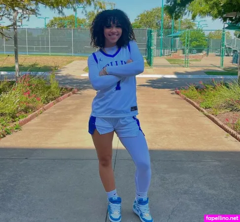 Julianna Dada OnlyFans Thumbnail #WzIzgPfcuR