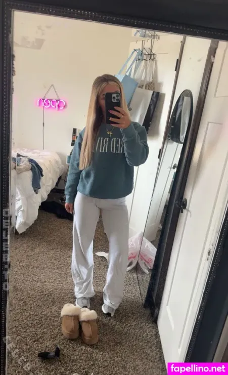 Julianna Peyton OnlyFans Thumbnail #JtxnRwuxlw
