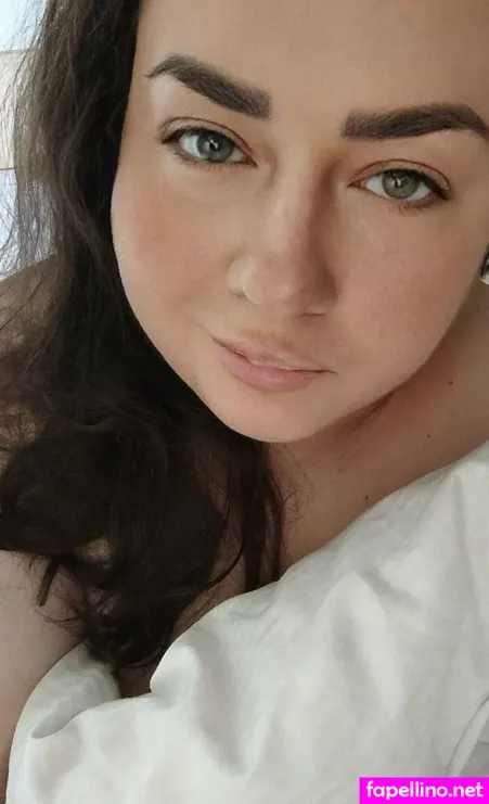 Julianna Serene Paradox OnlyFans Thumbnail #F88UAJHvv8