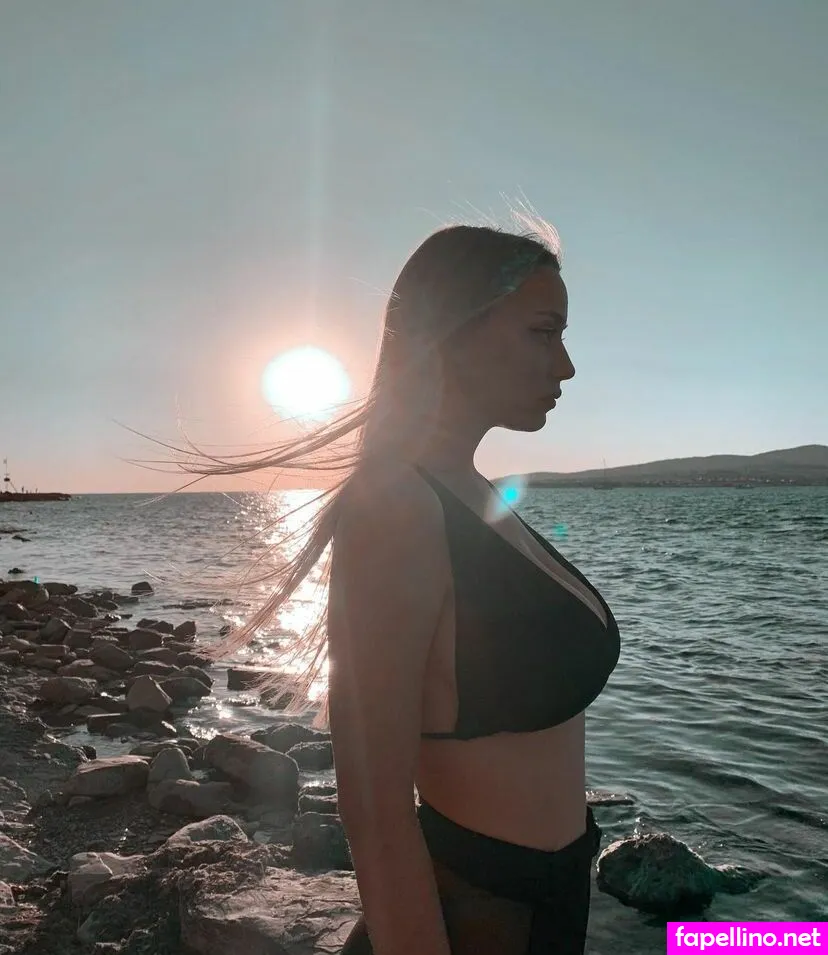 Julianna, julianna_ps Nude Leaked OnlyFans Photo #DwMeU1UxKW