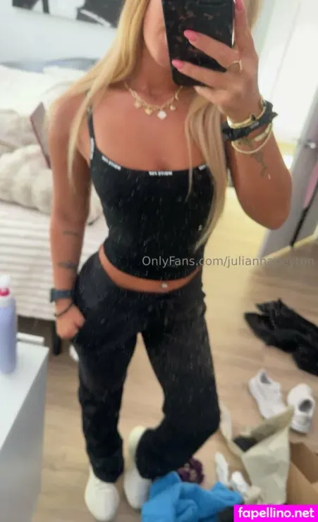 Juliannapeyton OnlyFans Thumbnail #Nb3BAKSsZw