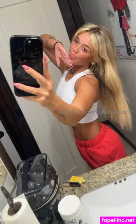 Juliannapeyton OnlyFans Thumbnail #y5zui9P6sP