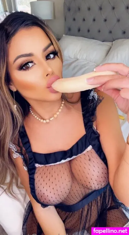 Julianne Kissinger OnlyFans Thumbnail #UsfvQN2L99