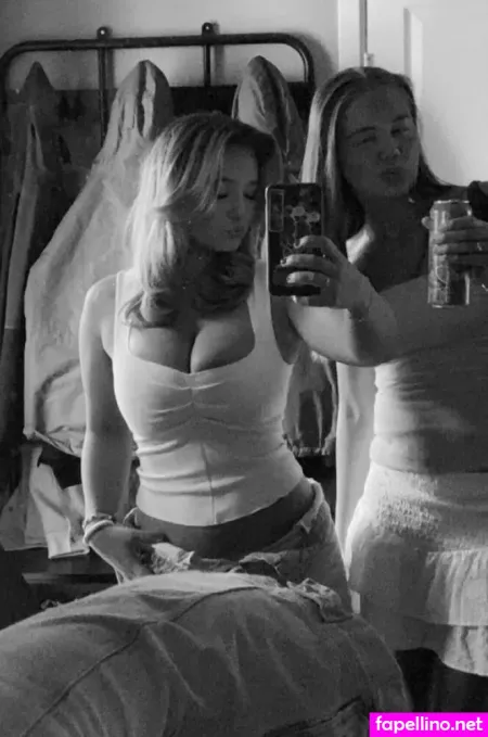 Julianne Larsen OnlyFans Thumbnail #W74Xou0kiK