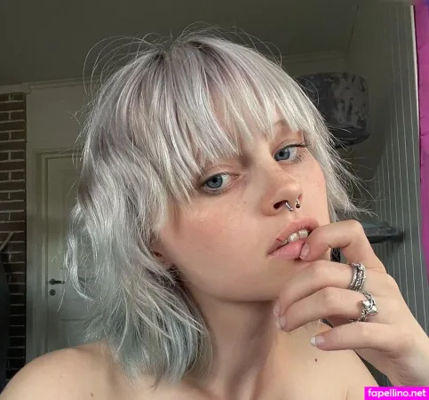 Julianneiwj OnlyFans Thumbnail #W51e0hIhAQ
