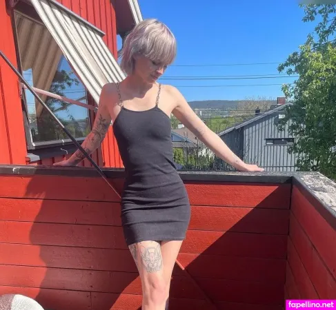 Julianneiwj OnlyFans Thumbnail #lf1TrPc1tv