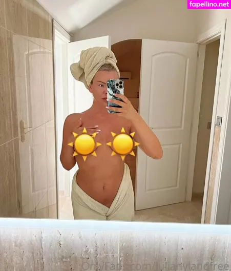 Julianylandfree OnlyFans Thumbnail #XpeQ9UlyLA