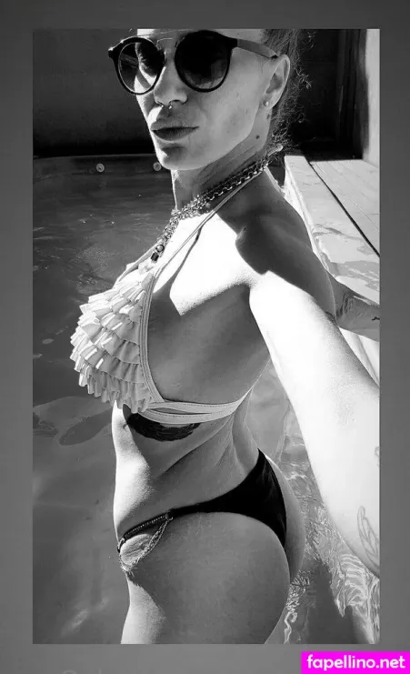 Juliaredlove OnlyFans Thumbnail #I4dkjQ43J9