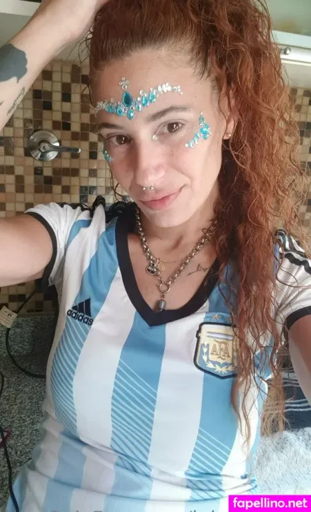 Juliaredlove OnlyFans Thumbnail #f5MX9eb2gy