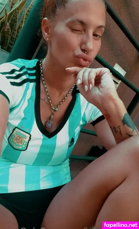 Juliaredlove OnlyFans Thumbnail #zlfq2Hm5BH