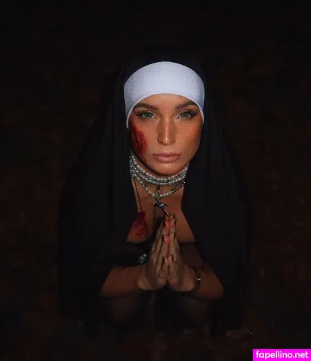 Juliaroemmelt 1 OnlyFans Thumbnail #DM1pVqw1aa