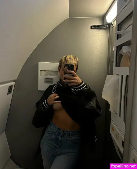 Juliaroemmelt 1 OnlyFans Thumbnail #NaIxQ4d9UT