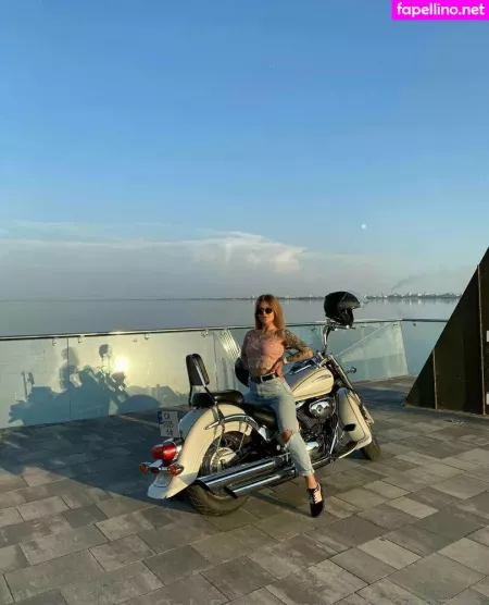 Juliawind OnlyFans Thumbnail #wXruZM6J7r