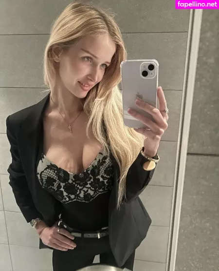 Juliaxamor OnlyFans Thumbnail #fRpZZxUK12