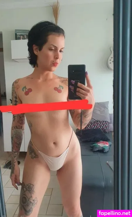 Juliaxcherriesfree OnlyFans Thumbnail #UA22faKQdO