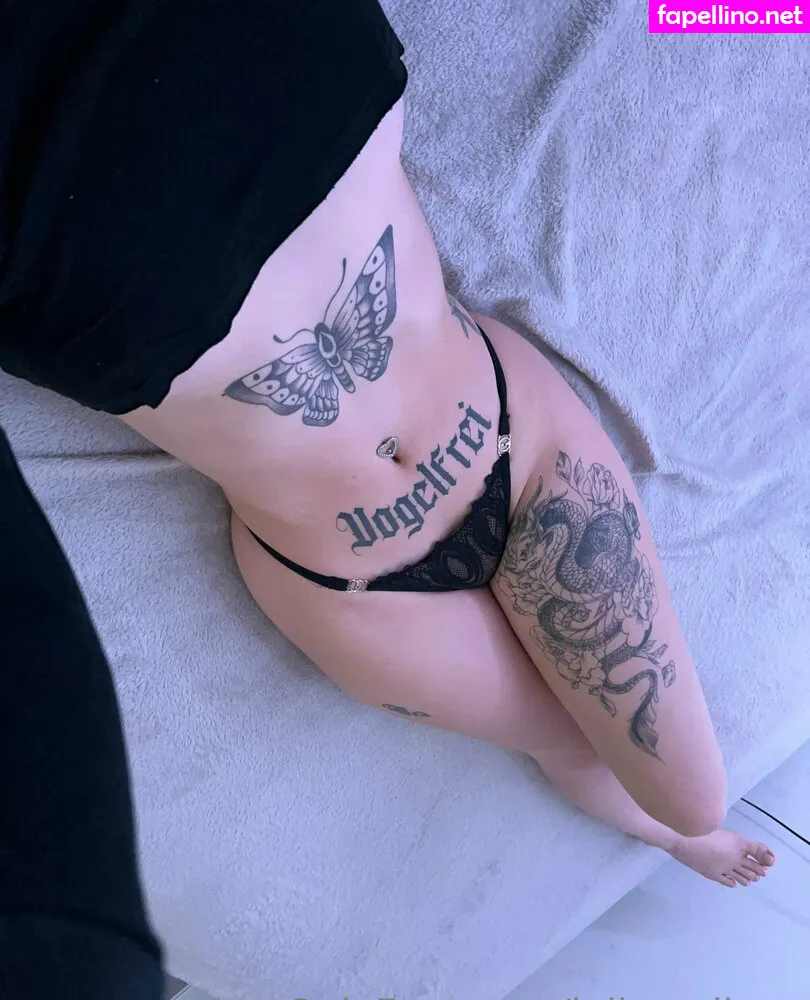 _juliacarolinee_, julicaroline Nude Leaked OnlyFans Photo #uek9LoFBr8