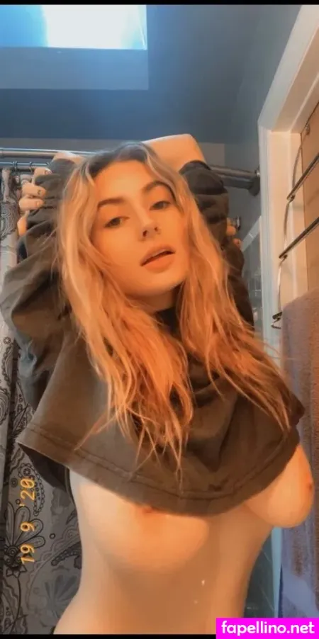 Julie Ann OnlyFans Thumbnail #NO3WDJgjjL