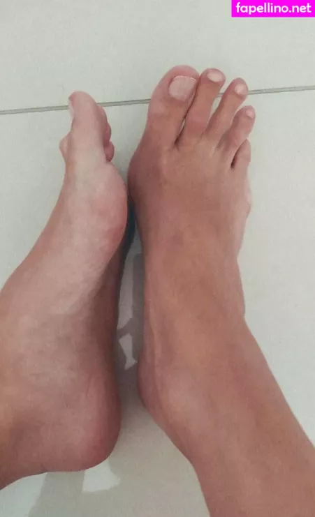 Julie Bigfeet OnlyFans Thumbnail #V7TFoODfaA