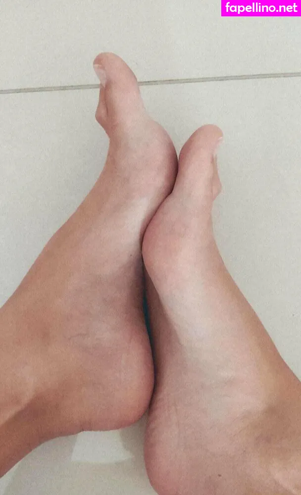 julie.bigfeet, juliesfeet Nude Leaked OnlyFans Photo #c41jt88ZyV