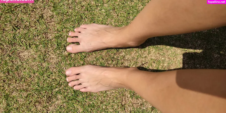 Julie Bigfeet OnlyFans Thumbnail #kKuvj0m3Yn