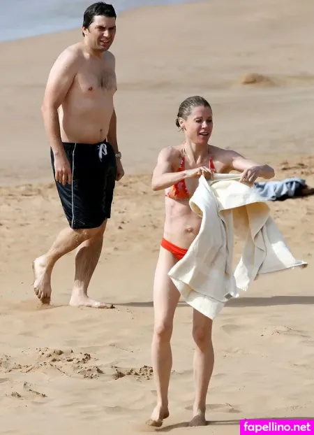 Julie Bowen OnlyFans Thumbnail #eOJwlGmJ8g