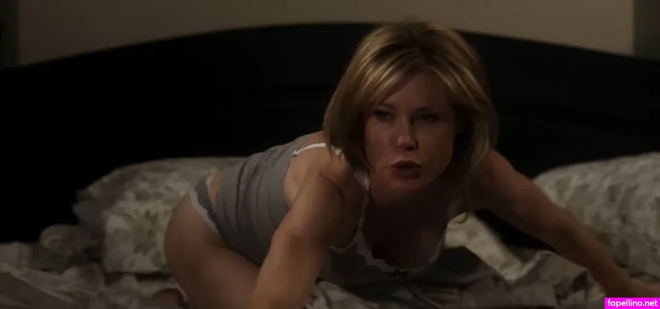 Julie Bowen OnlyFans Thumbnail #zivt3IuZZr