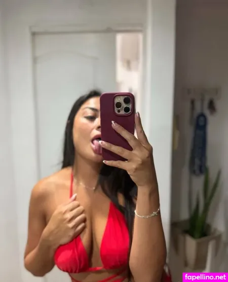 Julie Dubois OnlyFans Thumbnail #4Jiiw5OawT
