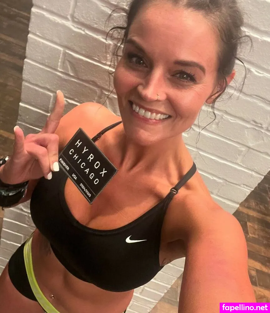 Julie Felton, julie_rise.above.runner_ Nude Leaked OnlyFans Photo #1KQEdLJS9n