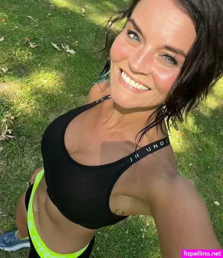 Julie Felton OnlyFans Thumbnail #MJ16KGcUBk